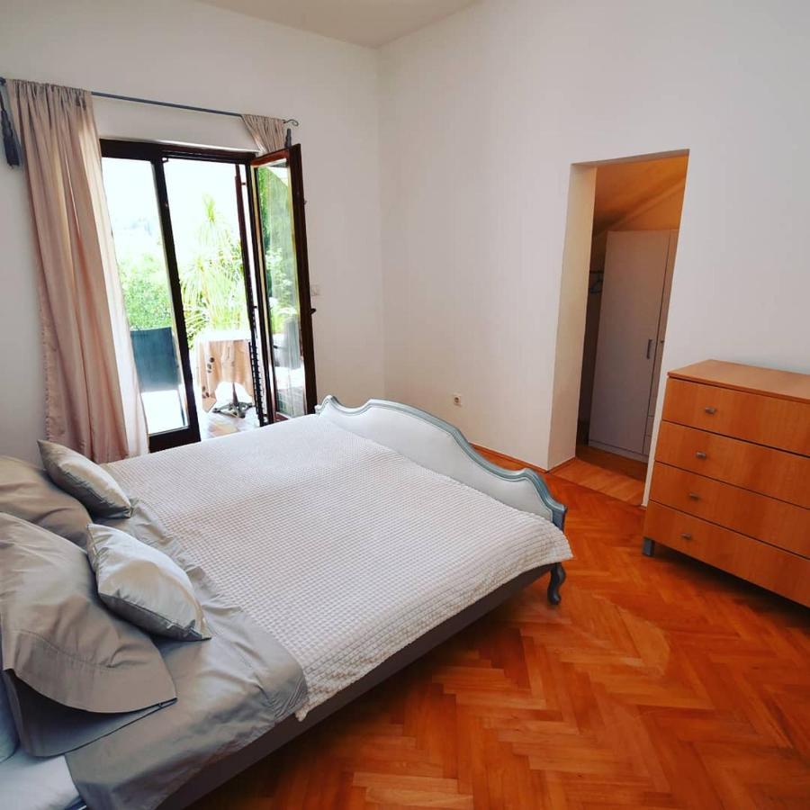 Apartman Taraca Villa Knezevic Херцег Нови Екстериор снимка