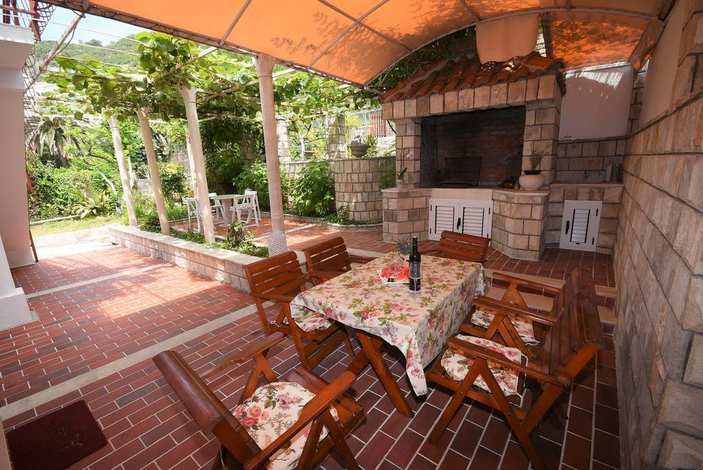 Apartman Taraca Villa Knezevic Херцег Нови Екстериор снимка